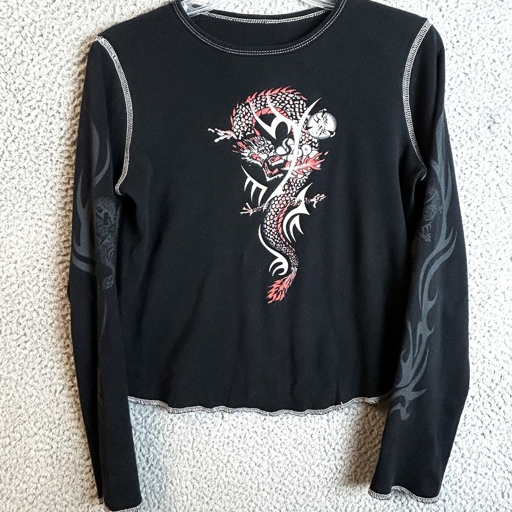 VTG Girlfriends LA Dragon Energy Graphic Long Sleeve Shirt Size M Tribal Sleeves